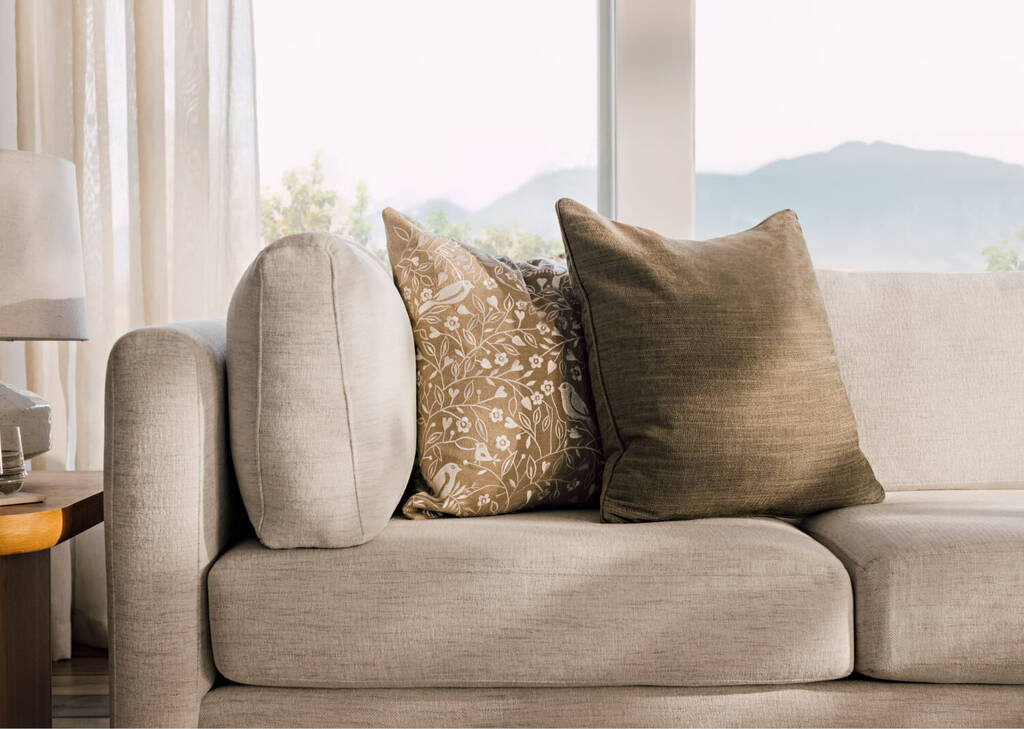 Gillian Sectional -Ashford Cream, RCF