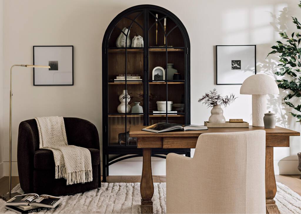 Lilibet Cabinet -Mannor Black