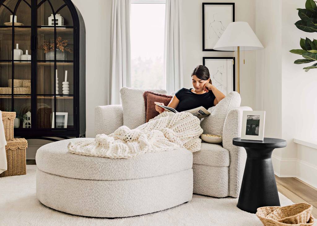 Alma Chair -Cali Snow