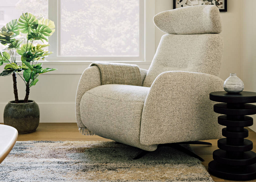 Harris Power Recliner -Yuri Oyster