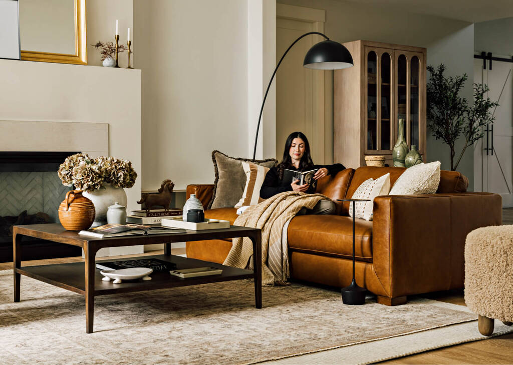 Gaetano Leather Sofa -Saddle Tan