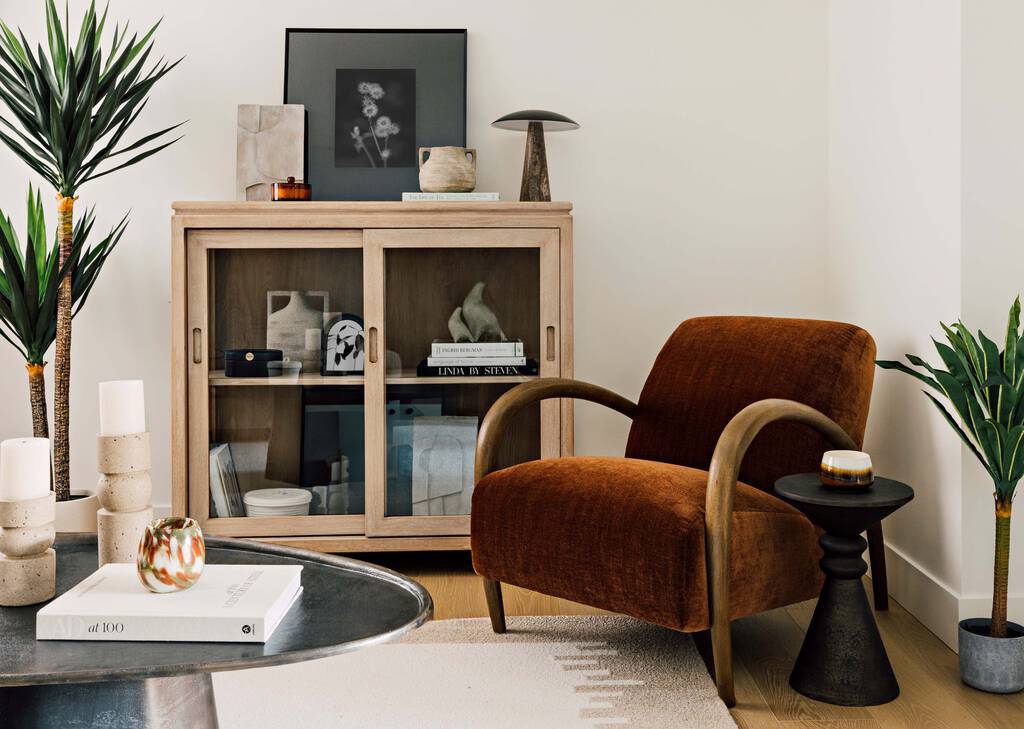 Monroy Cabinet -Levin Natural